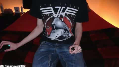 pussylover2182 online show from December 18, 4:18 am