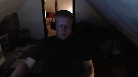 Snapshot of pussylovercb chatting on May 30, 9:12 pm pussylovercb online show from May 30, 9:12 pm