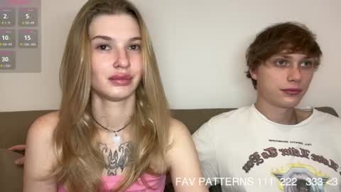 Snapshot of pussymoneywet chatting on July 23, 3:15 am Lina online show from July 23, 3:15 am