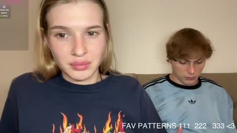 Snapshot of pussymoneywet chatting on July 31, 7:57 pm Lina online show from July 31, 7:57 pm