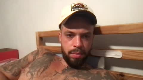 pussypleaser3113 online show from August 1, 1:05 am