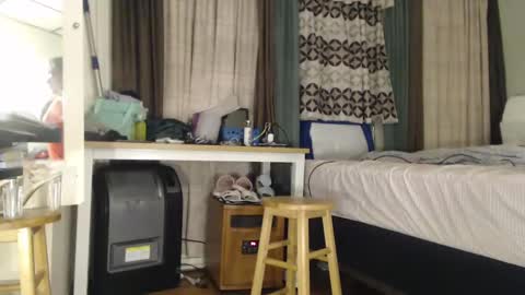 Snapshot of putiputi4u chatting on December 27, 3:42 am putiputi4u online show from December 27, 3:42 am