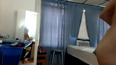 Snapshot of putiputi4u chatting on July 25, 4:04 pm putiputi4u online show from July 25, 4:04 pm