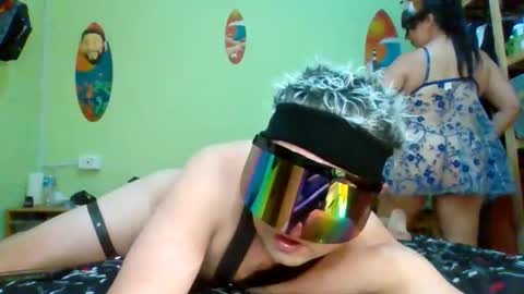 Snapshot of putitagesellina chatting on November 15, 1:25 am putitagesellina online show from November 15, 1:25 am