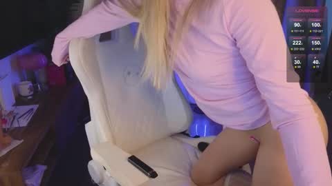 Snapshot of pwzx chatting on February 17, 1:18 pm pwzx online show from February 17, 1:18 pm