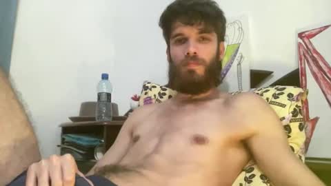 Snapshot of pygmaboy chatting on January 13, 4:18 am pygmaboy online show from January 13, 4:18 am