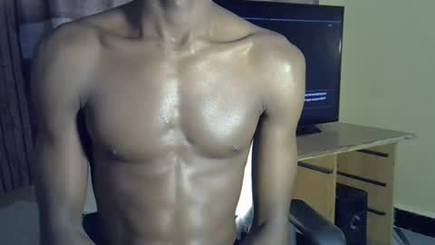 Snapshot of qastrol chatting on June 18, 1:17 am streamsinners online show from June 18, 1:17 am