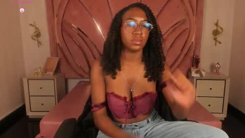 Snapshot of qeen_blackk chatting on September 12, 8:31 pm Shekoni Schedule 700 - 1400 gtm-5 online show from September 12, 8:31 pm