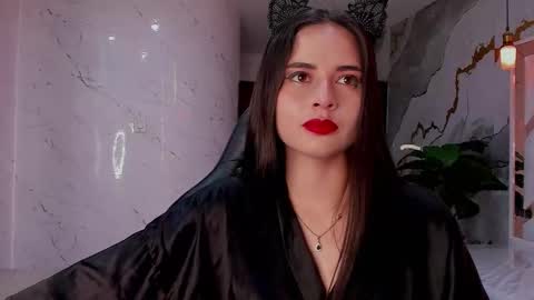 Qetsyah online show from January 16, 1:04 pm