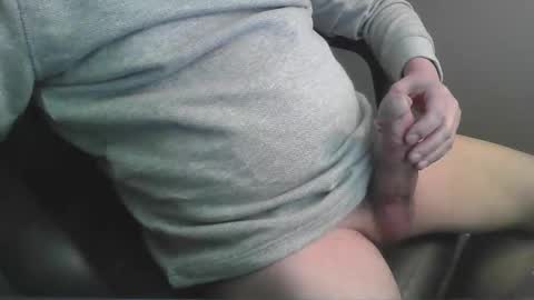 Snapshot of quarryrock chatting on April 6, 2:51 pm quarryrock online show from April 6, 2:51 pm