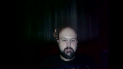 Snapshot of quebecboy233 chatting on January 6, 5:19 am quebecboy233 online show from January 6, 5:19 am