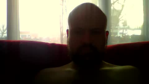 Snapshot of quebecboy233 chatting on January 17, 1:35 pm quebecboy233 online show from January 17, 1:35 pm