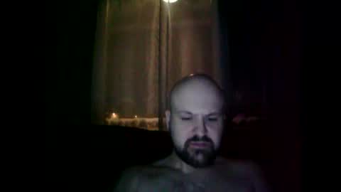 Snapshot of quebecboy233 chatting on February 18, 1:54 am quebecboy233 online show from February 18, 1:54 am
