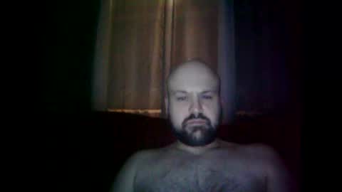 Snapshot of quebecboy233 chatting on February 22, 3:23 am quebecboy233 online show from February 22, 3:23 am