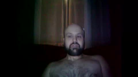 Snapshot of quebecboy233 chatting on February 28, 3:37 am quebecboy233 online show from February 28, 3:37 am