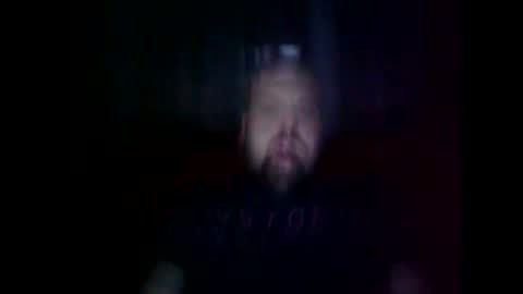 Snapshot of quebecboy233 chatting on March 6, 5:03 am quebecboy233 online show from March 6, 5:03 am