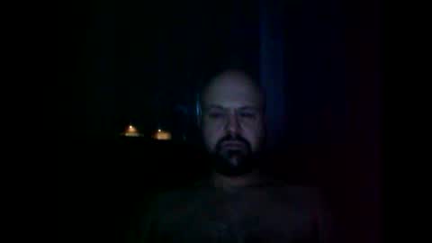 Snapshot of quebecboy233 chatting on October 1, 2:28 am quebecboy233 online show from October 1, 2:28 am