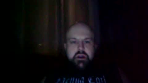 Snapshot of quebecboy233 chatting on February 17, 3:36 am quebecboy233 online show from February 17, 3:36 am