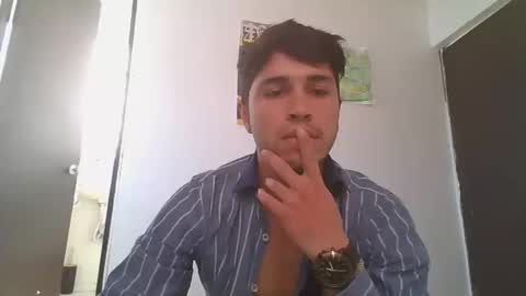 Snapshot of queen42099 chatting on January 10, 6:17 pm leiton online show from January 10, 6:17 pm