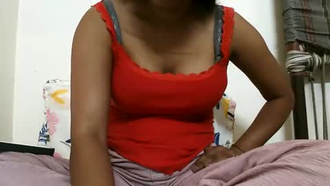 queen_642 online show from April 22, 2:36 am