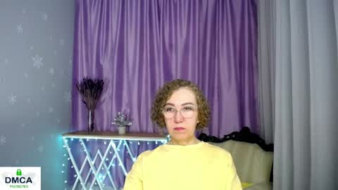 Snapshot of queen_a_n_i chatting on May 15, 7:59 am A N I Ill be here on December 1st online show from May 15, 7:59 am