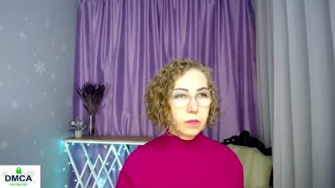 Snapshot of queen_a_n_i chatting on June 12, 10:47 am A N I Ill be here on December 1st online show from June 12, 10:47 am
