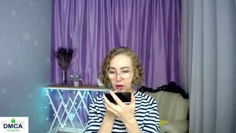 Snapshot of queen_a_n_i chatting on June 24, 6:34 am A N I Ill be here on December 1st online show from June 24, 6:34 am
