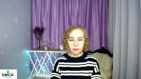 Snapshot of queen_a_n_i chatting on July 2, 9:48 am A N I Ill be here on December 1st online show from July 2, 9:48 am