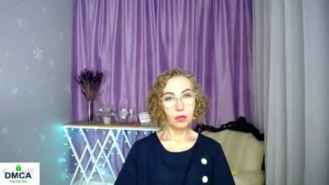 Snapshot of queen_a_n_i chatting on July 8, 8:52 am A N I Ill be here on December 1st online show from July 8, 8:52 am