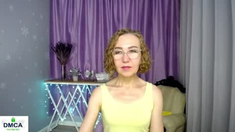 Snapshot of queen_a_n_i chatting on July 23, 7:50 am A N I Ill be here on December 1st online show from July 23, 7:50 am