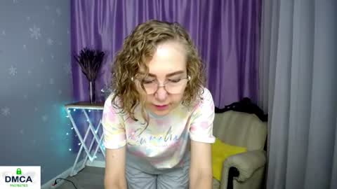 Snapshot of queen_a_n_i chatting on July 28, 5:58 am A N I Ill be here on December 1st online show from July 28, 5:58 am
