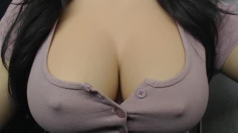 queen_boobsz online show from December 16, 4:23 pm