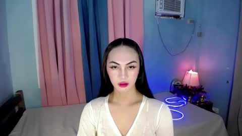 Snapshot of queen_danaya chatting on July 3, 7:09 pm queen_danaya online show from July 3, 7:09 pm