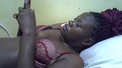 Snapshot of queen_darling3 chatting on September 24, 7:28 pm Gentrix online show from September 24, 7:28 pm