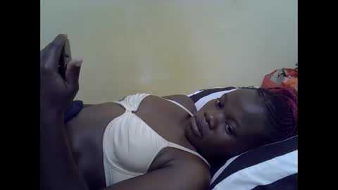 Snapshot of queen_darling3 chatting on October 12, 5:39 am Gentrix online show from October 12, 5:39 am