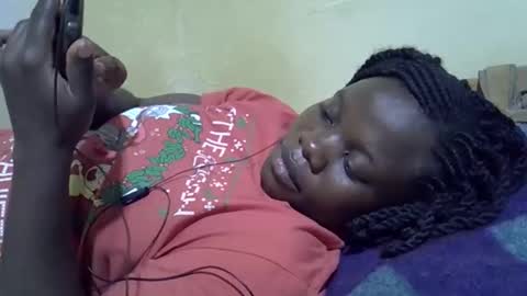 Snapshot of queen_darling3 chatting on November 12, 6:30 pm Gentrix online show from November 12, 6:30 pm