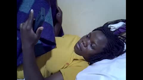 Snapshot of queen_darling3 chatting on November 17, 10:26 pm Gentrix online show from November 17, 10:26 pm