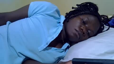 Snapshot of queen_darling3 chatting on November 20, 6:57 am Gentrix online show from November 20, 6:57 am