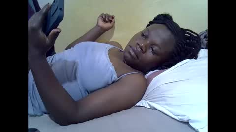 Snapshot of queen_darling3 chatting on November 21, 7:07 am Gentrix online show from November 21, 7:07 am