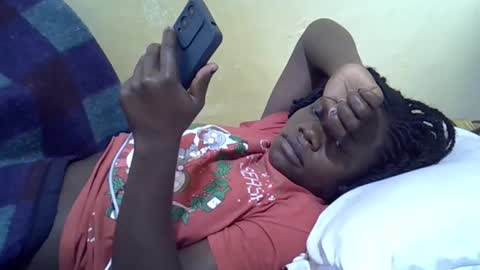 Snapshot of queen_darling3 chatting on November 24, 8:47 am Gentrix online show from November 24, 8:47 am