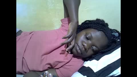 Snapshot of queen_darling3 chatting on November 24, 9:25 pm Gentrix online show from November 24, 9:25 pm