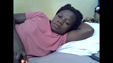 Snapshot of queen_darling3 chatting on November 27, 7:10 am Gentrix online show from November 27, 7:10 am