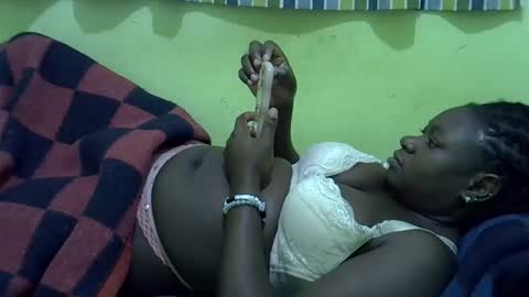 queen_diva01 online show from June 11, 2:44 am