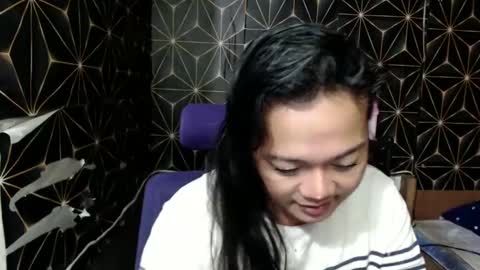 Snapshot of queen_ennah chatting on January 19, 12:38 am queen_ennah online show from January 19, 12:38 am