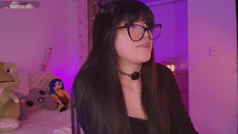 Snapshot of queen_gummy chatting on September 12, 1:49 am saloo online show from September 12, 1:49 am