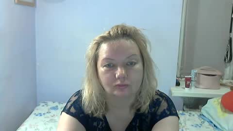queen_jane8 online show from June 2, 7:16 pm