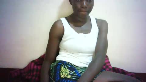 Snapshot of queen_joan chatting on February 6, 2:33 am queen_joan online show from February 6, 2:33 am
