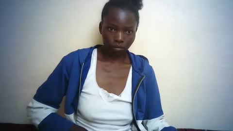 Snapshot of queen_joan chatting on February 6, 11:43 am queen_joan online show from February 6, 11:43 am