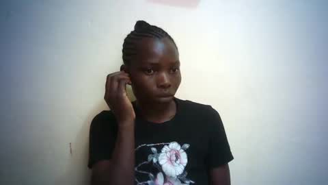 Snapshot of queen_joan chatting on February 10, 1:55 pm queen_joan online show from February 10, 1:55 pm
