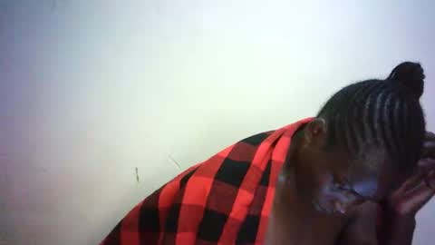 Snapshot of queen_joan chatting on February 13, 8:55 pm queen_joan online show from February 13, 8:55 pm